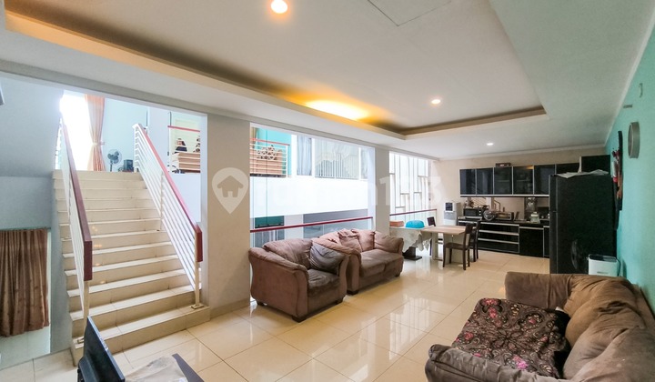 Rumah Bagus,Jalan Lebar,Dalam Cluster di Bintaro Jaya 7