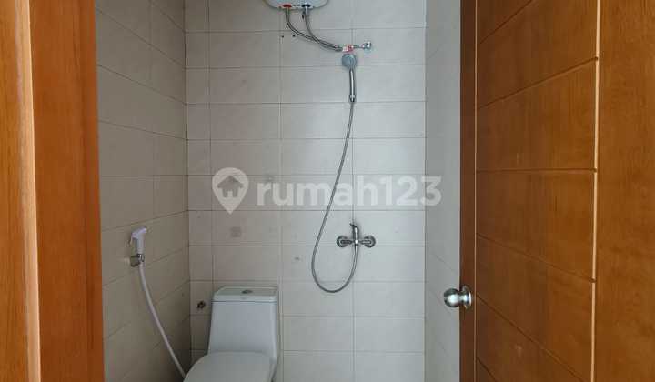 Beautiful House in Emerald Terrace Bintaro Jaya Sector 9 2