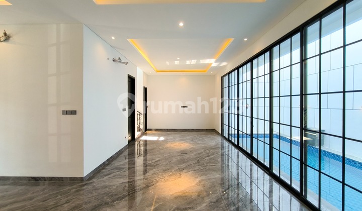 New House, within a cluster in Bintaro Jaya 9.