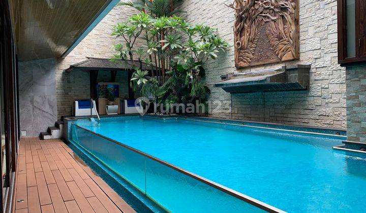 Dijual Rumah Modern Tropical Lokasi Elit di Kebayoran Baru Jakarta Selatan 2