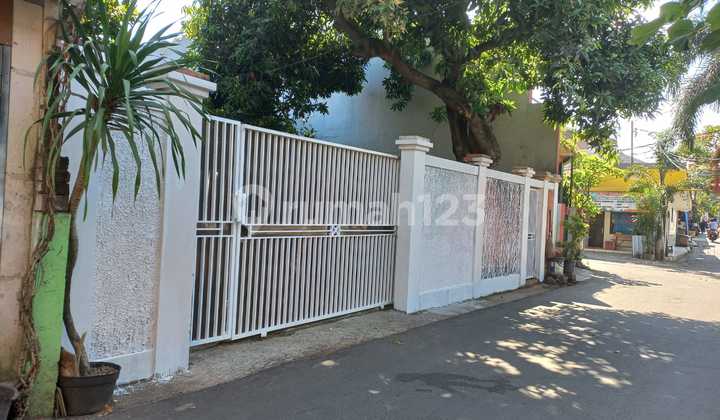 Rumah Bagus di Jl Bambu Susukan Kreo Tangerang 1