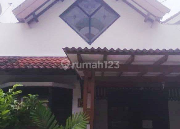 Dijual Rumah Minimalis Lokasi Strategis di Bintaro 5 2