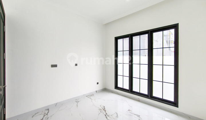 Rumah Mewah, American Classic, Siap Huni di Bintaro Sektor 3 1