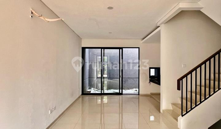 Quick Sale: Good neighborhood house in Bintaro Jaya 7.