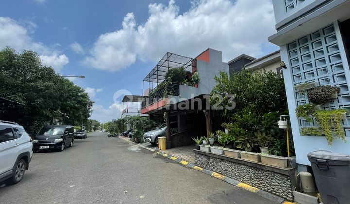 Rumah Bagus di Cluster Valencia Graha Raya Bintaro Jaya
