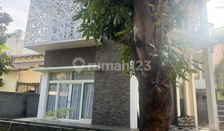 Dijual Rumah Cempaka Putih Lokasi Strategis SHM