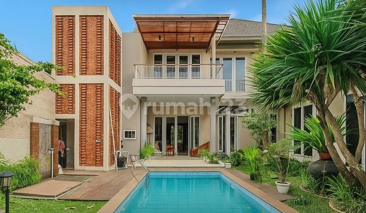 Modern Tropical Design, Bangunan 2 Lantai, Rumah Mewah Siap Huni