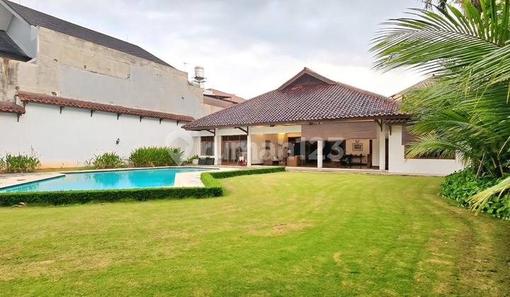 Tanah Luas, Bangunan 1 Lantai Dan Terawat di Cipete Tanah Luas, Bangunan 1 Lantai Dan Terawat di Cipete