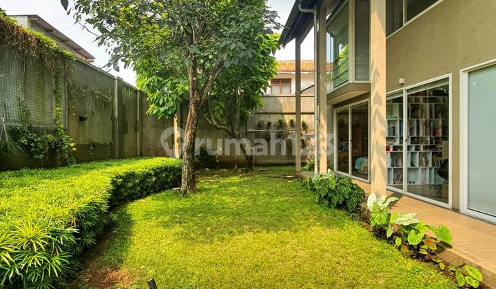 Rumah Asri, Nyaman, Karya Architect By Tan Tjiang Ay