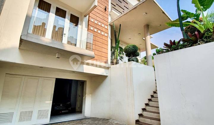 Ready to Occupy New Building, 3 Floors, Private Pool, Strategic Location