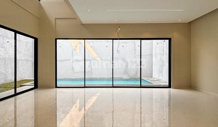 Brand New House Ready to Occupy in a Large Complex in Sector 7 Bintaro 2