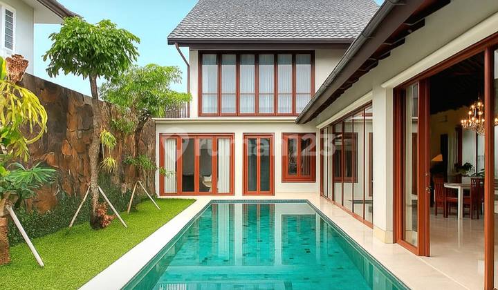 Brand New House Modern Tropical, Bangunan 2 Lantai, Private Pool