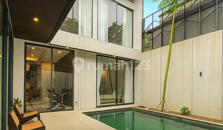 Dalam Komplek Bangunan Terawat & Siap Huni, Private Pool Sektor 9