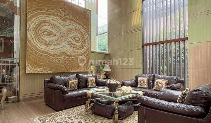 Rumah Mewah 3 Lantai With Private Lift - Row Jalan Lebar 2