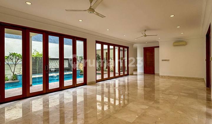 Well-Maintained 2-Story Building Ready to Occupy, Private Pool in Cipete 2