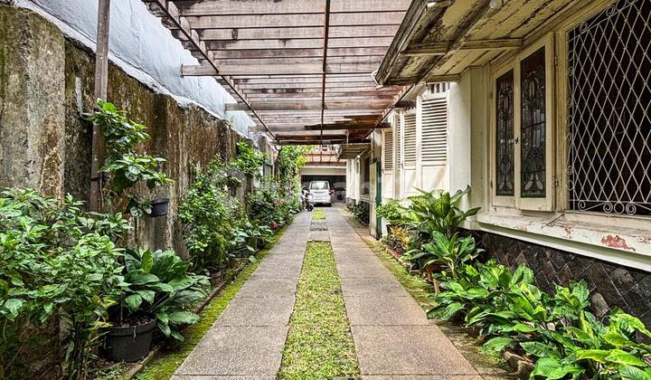 Area Premium, Rumah Lama Hitung Tanah, Jalan Lebar 2