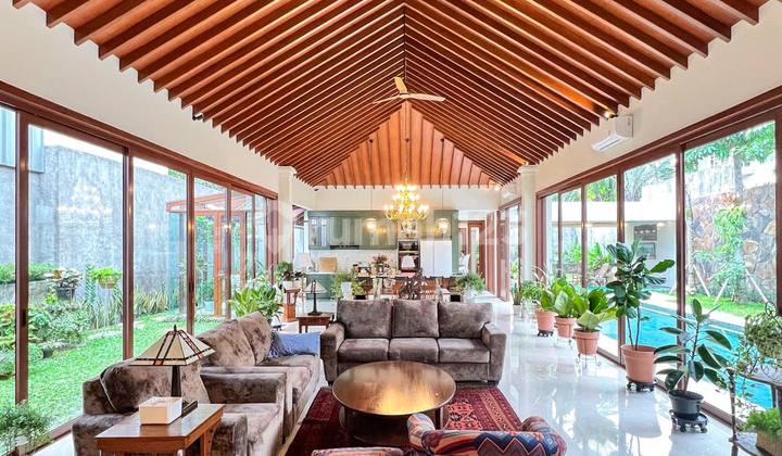 Brand New House Modern Tropical, Bangunan 2 Lantai, Private Pool 2