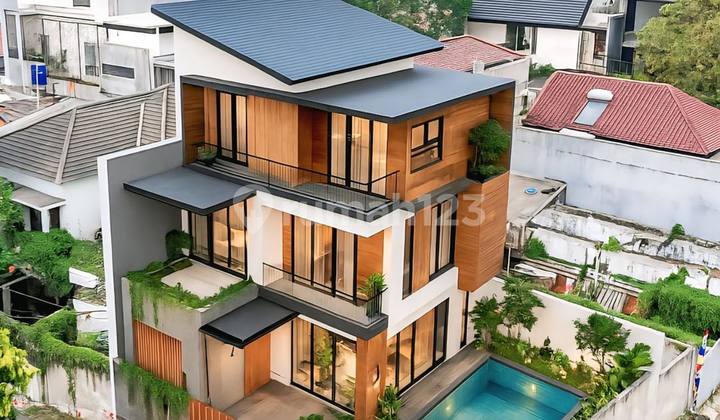 Ready-to-Build Plot, Square Land, Hook Position in Kebayoran Baru