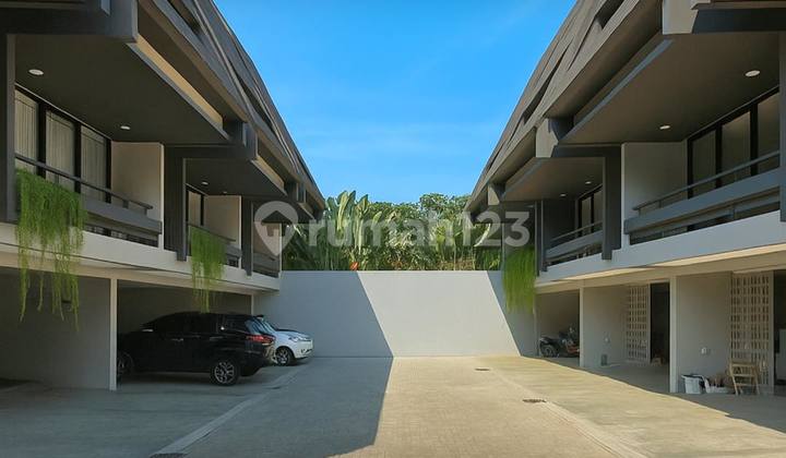 New Prestigious Residence, Last Unit, Food Heaven Area in Kemang