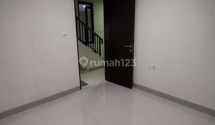 Jarang Ada. Rumah Metland 7x15 Full Bangunan  2