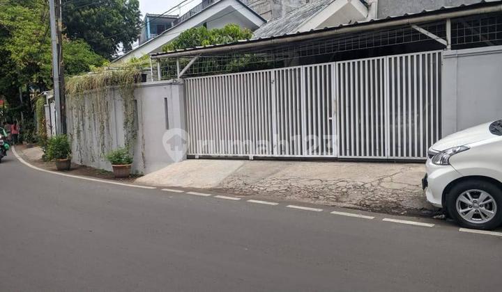Rumah Bagus di Cikini Harga di Bawah Pasaran 1