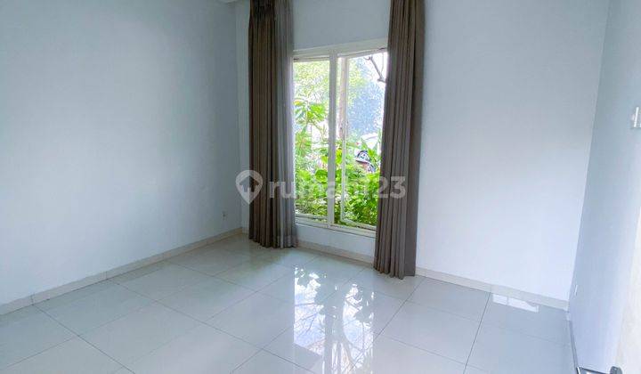 Rumah 2 Lantai Semi Furnished di Kahuripan Nirwana, Cluster Monroe 2