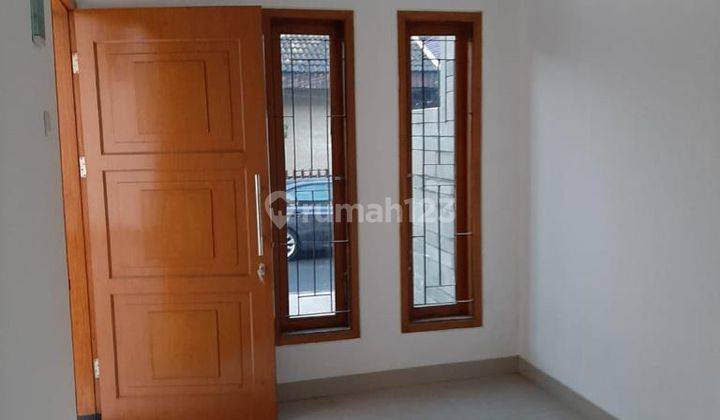 Rumah Baru 2 Lantai  Semi Furnished Shm - Sertifikat Hak Milik Di Suryalaya, Buah Batu 1