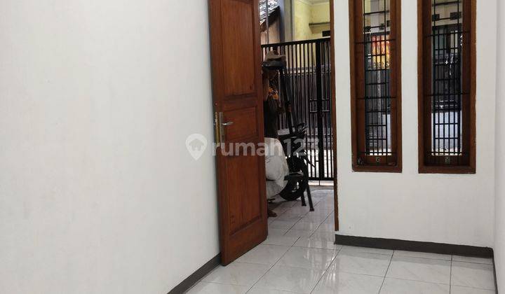 Rumah Renovasi 1 Lantai  Unfurnished Shm - Sertifikat Hak Milik Di Taman Cibaduyut Indah 1