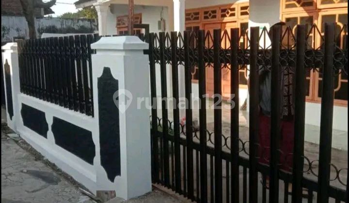 Dijual Rumah Dekat Pusat Kota Probolinggo Di Perumahan Pilang Permai, 1 Lantai, Lt342, Lb70, Kt3, Km2 1