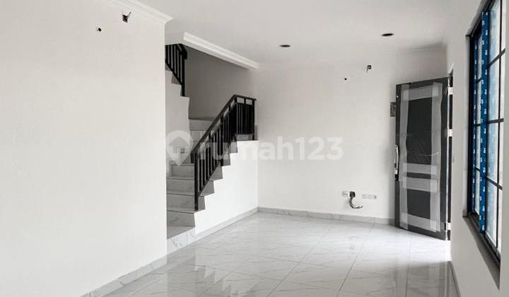 Disewakan Rumah 2Lt Pik2 Cluster Bukit Nirmala Uk 8X10 Brand New