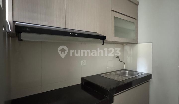 For Rent 2-Story House in PIK2 Phase 1, Size 10x15, Corner Lot, Semi-Furnished. 1