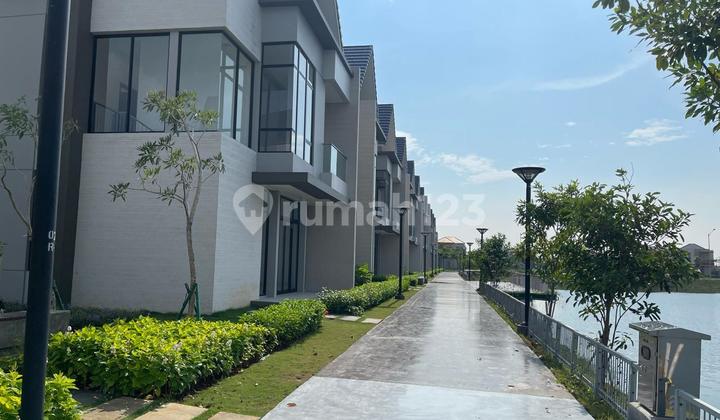 For Rent: PIK2 House 2 Floors Size 10x15 Lake View Semi-Furnished For Rent: PIK2 House 2 Floors Size 10x15 Lake View Semi-Furnished