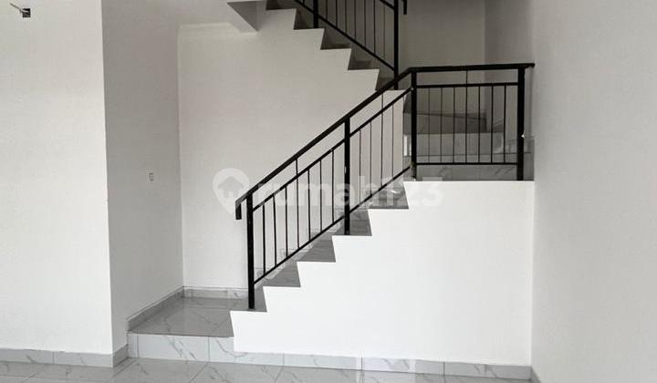 Disewakan Rumah 2Lt Pik2 Cluster Bukit Nirmala Uk 8X10 Brand New 2