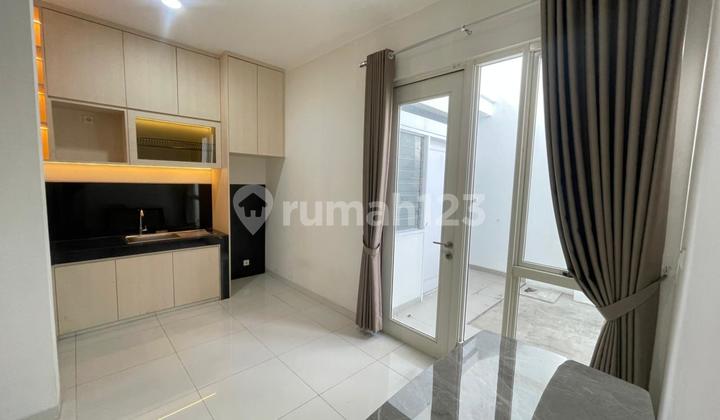 Disewakan Rumah 2lt Alam Sutera Leora Uk 7x16 Semi Furnish Siap Huni