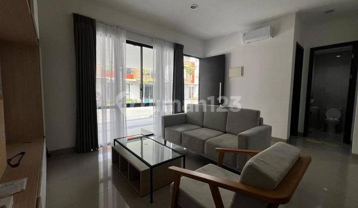 Disewakan Rumah 2Lt Pik2 Millenial Uk 8X12,5 Furnish Siap Huni