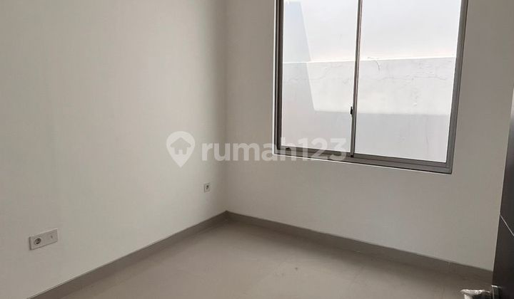 For Rent 2-Story House PIK2 Size 6x15 Phase 1 Closest to PIK2 Toll Road Unfurnished