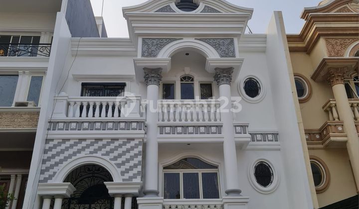 Disewakan Rumah 3lt PIK1 Cluster Florence Kuda Laut Furnish Siap Huni