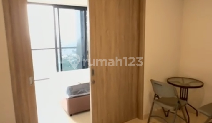 Dijual/Di Sewa Apartemen Upper West Bsd 1 Br Furnished