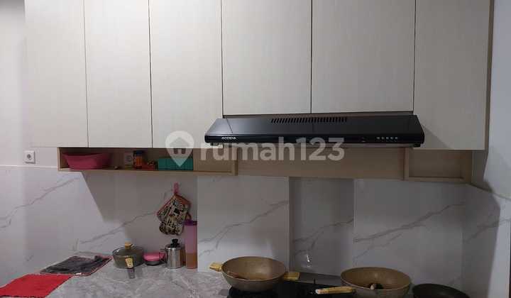 Dijual Rumah Bagus di Cluster Asia Green Lake Full Furnished