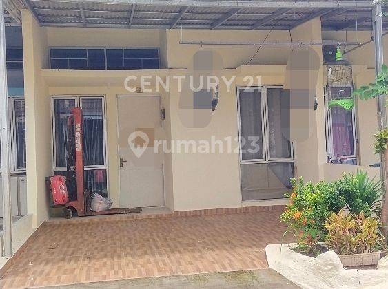 Dijual Rumah Di Mutiara Gading City Cluster Babelan Bekasi

Dekat 1