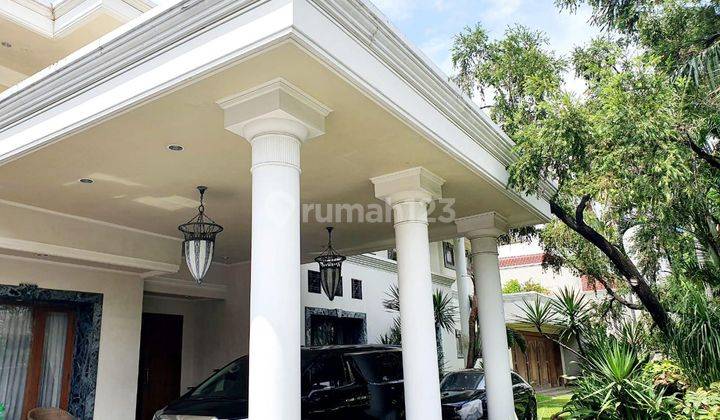 tampak depan dijual rumah mewah paling luas