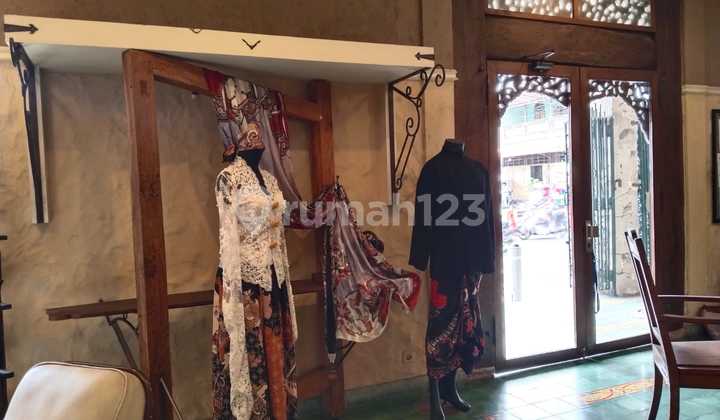 For Sale Commercial House Ready to Occupancy on Raya Tugu Yogyakarta 2