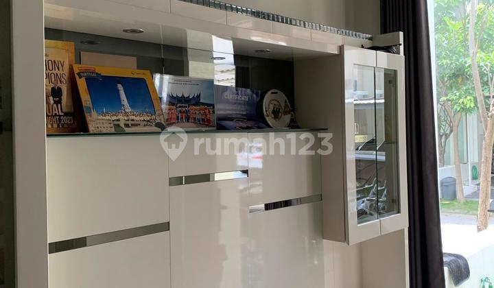Dijual/Disewa Rumah Siap Huni di Greenlake Citraland Surabaya