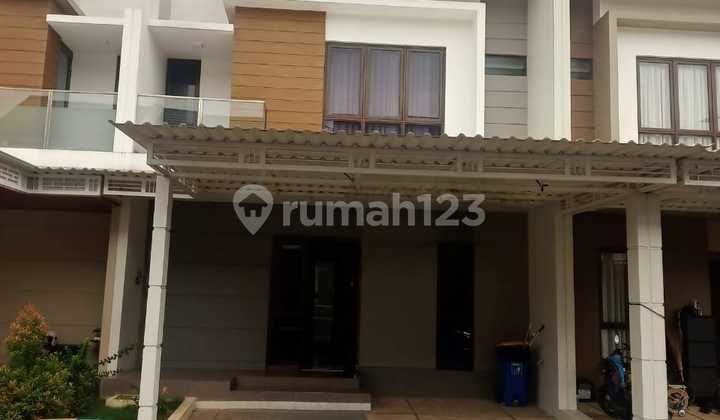 Hunian Strategis, Rumah 2 Lantai di Summarecon Bekasi Jawa Barat
