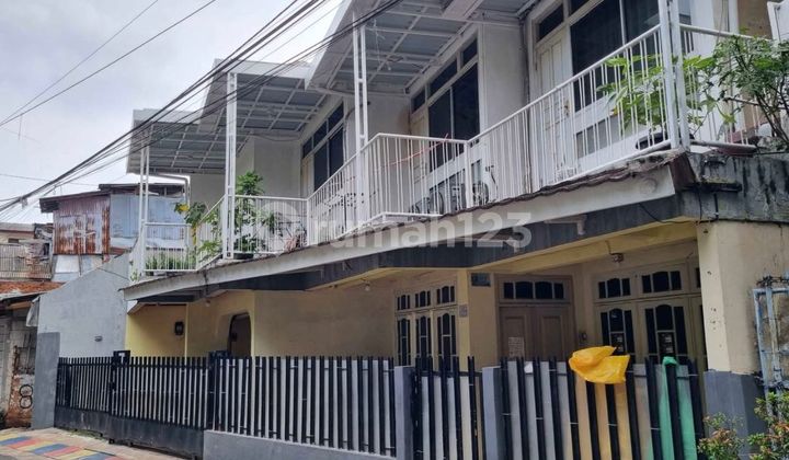 Dijual Rumah Kos Di Vikini Jakarta Pusat Lokasi Strategis