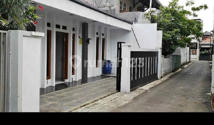 Neat House Ready to Occupied in Tebet, South Jakarta