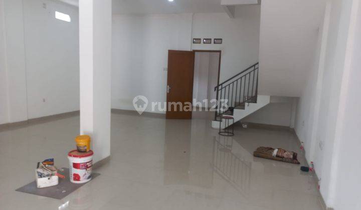 Dijual Rumah 3 Lantai Siap Huni Di Kemayoran 2