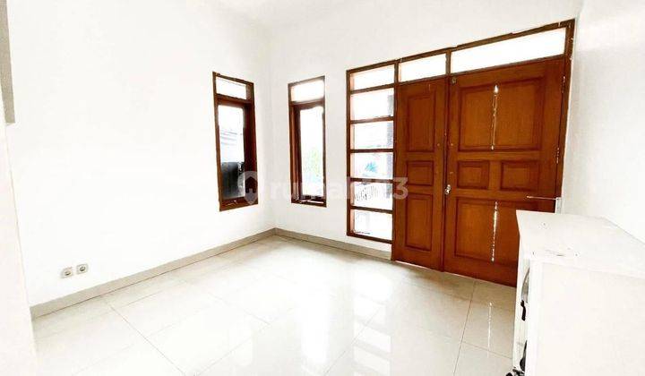 Dijual Rumah Cocok Untuk Tempat Tinggal Dan Usaha Di Jatimelati Puri Gading Bekasi Selatan Shm 2