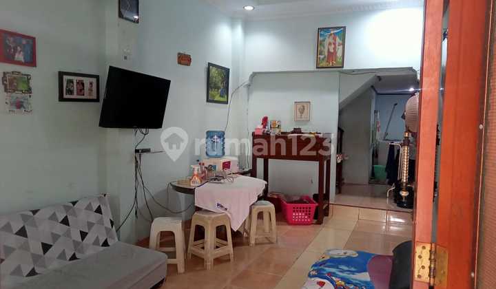 For Sale: House in Harapan Baru Regency Housing Estate, Bekasi 2