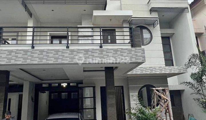 Disewakan Rumah Terenovasi 2 Lantai Di Pondok Bambu Residence  1